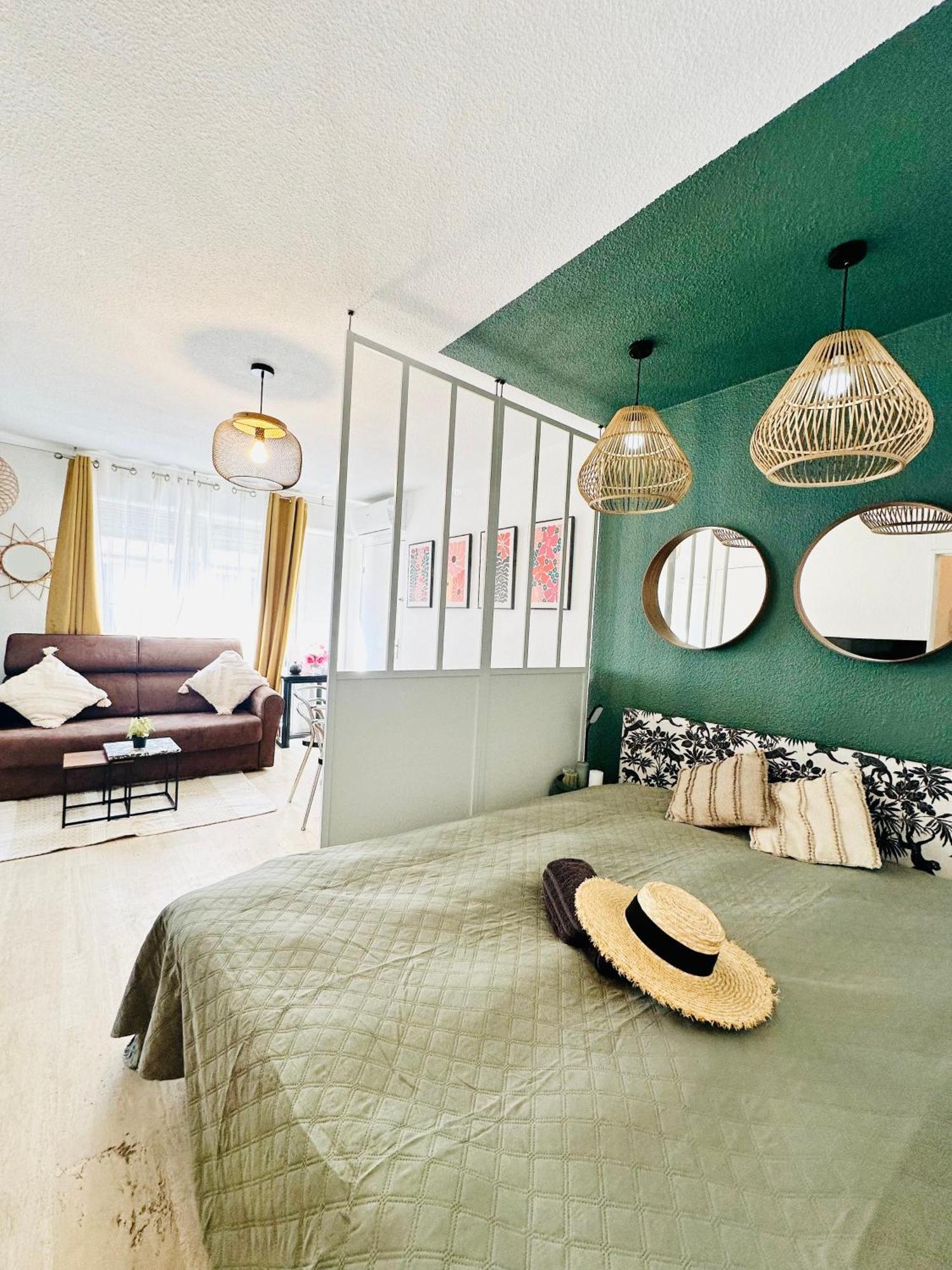 Studio T1- 2 Min Des Plages - Golf-Juan - Clim&Wifi Vallauris Exteriör bild
