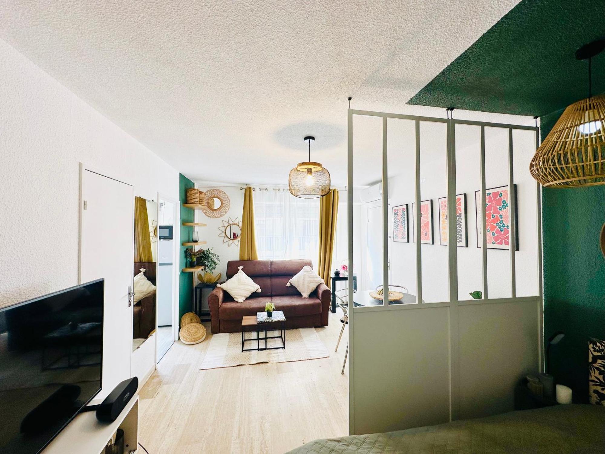 Studio T1- 2 Min Des Plages - Golf-Juan - Clim&Wifi Vallauris Exteriör bild